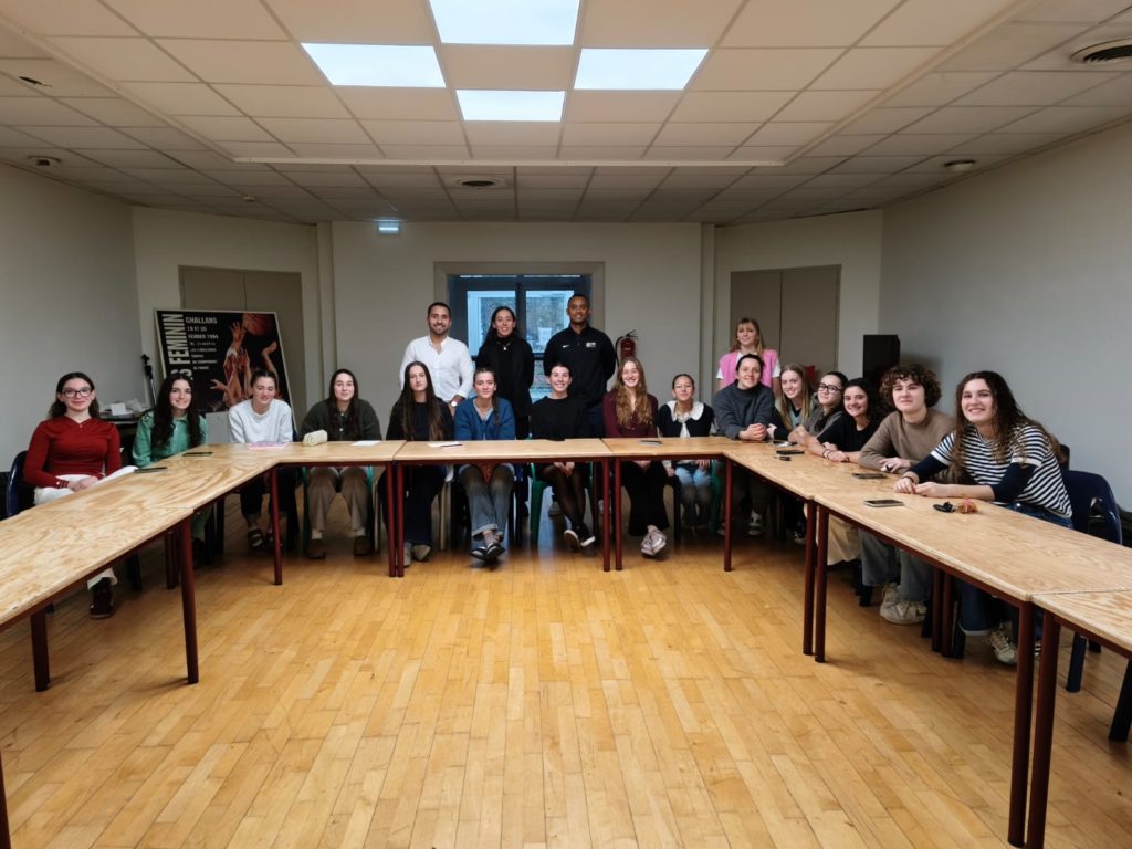 stage arbitre féminin sud 04